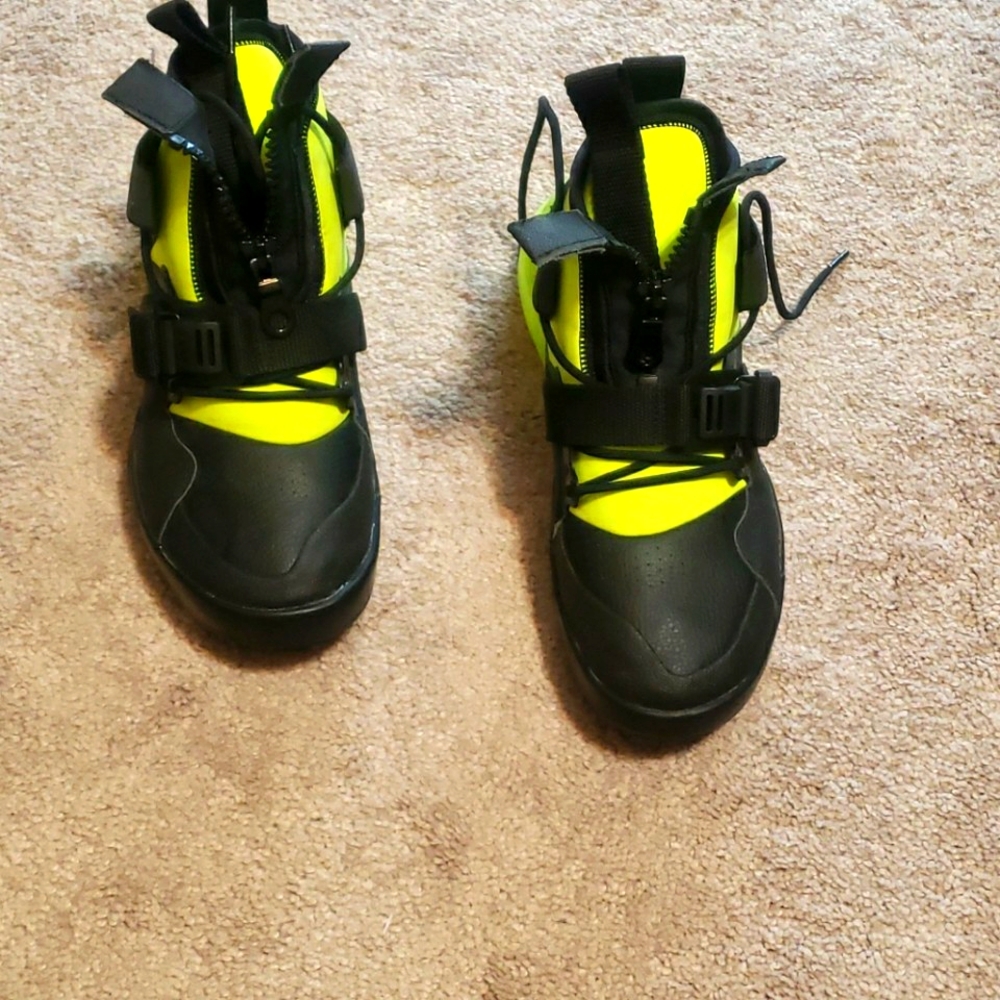 Nike Air